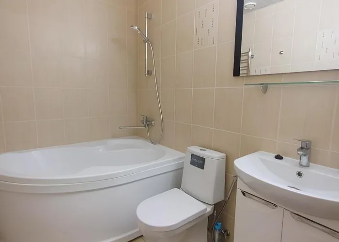 M/s Factory アパート