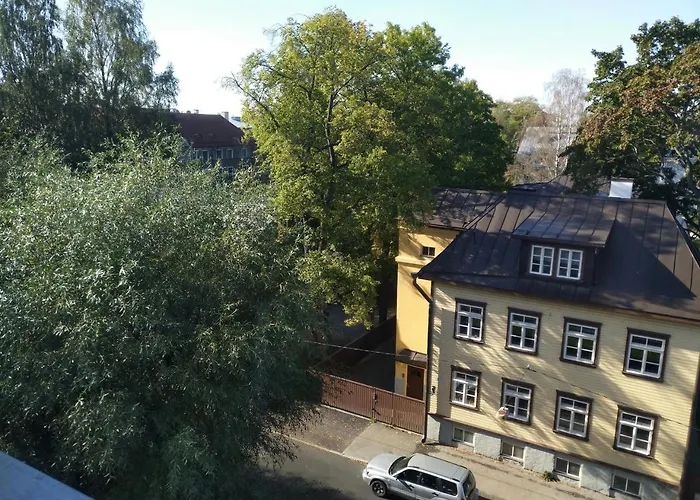 M/s Factory アパート